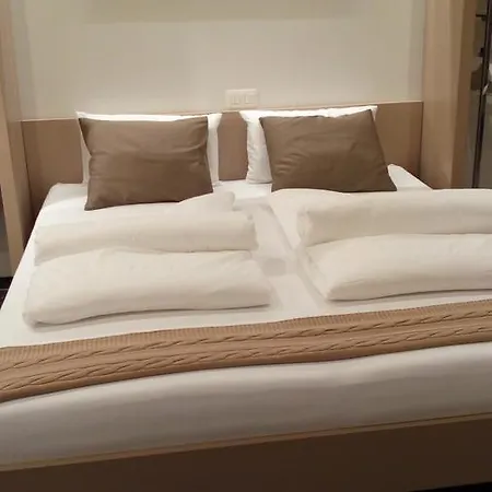 Bed Aan Zee Kabine7 Bed & Breakfast