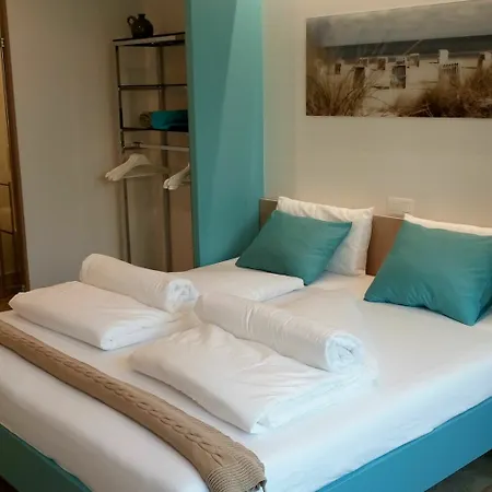 Bed Aan Zee Kabine7 Panzió