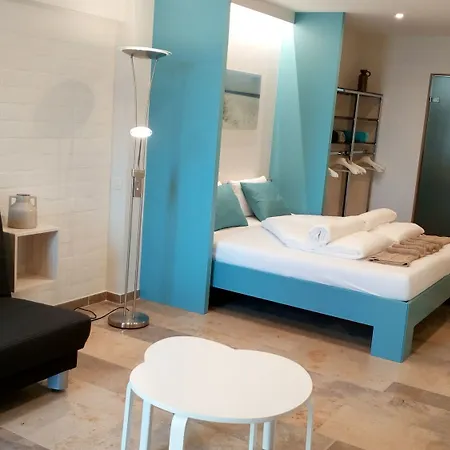 Panzió Bed Aan Zee Kabine7 3*